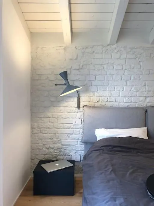 Appartamento Di Design Con Posto Auto. Meda Lejlighed